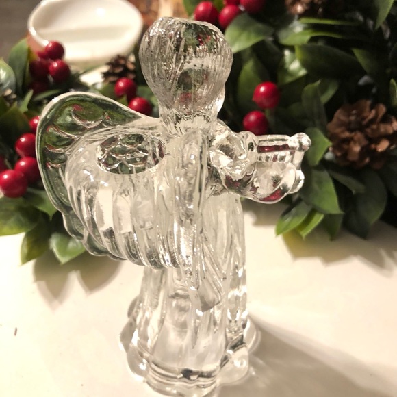 8787 Crystal Clear Angel Playing Harp Taper Candle Holder - Picture 10 of 10